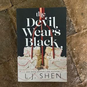 Brand new Devil Wears Black Book